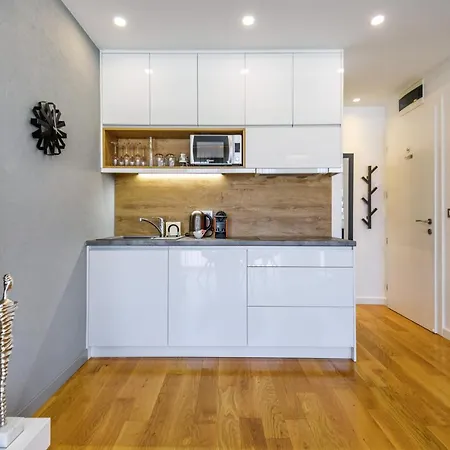 Apartment Windrose Design