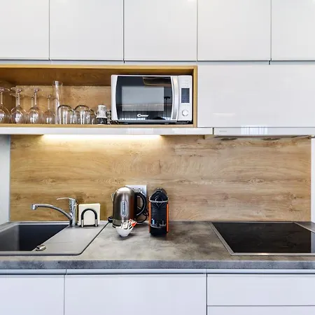 Apartment Windrose Design